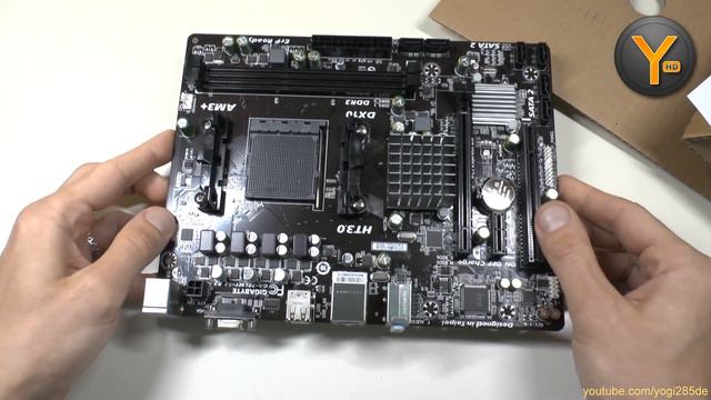 Unboxing/First Look: Gigabyte 78LMT-S2 R2 | AM3+ MicroATX Mainboard | DDR3 LAN Audio