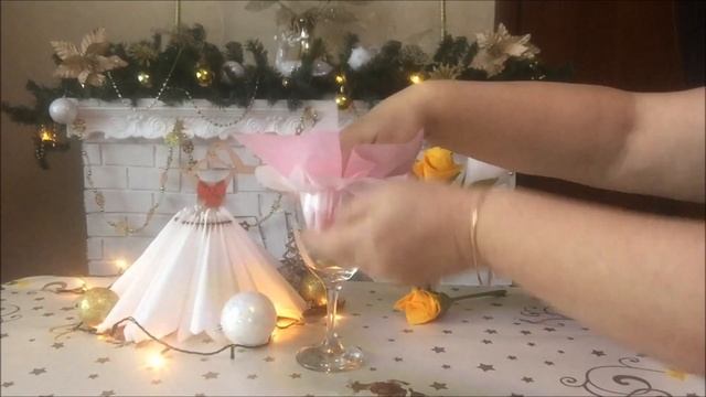 КАК КРАСИВО И БЫСТРО СЛОЖИТЬ САЛФЕТКИ для сервировки стола? смотреть онлайн