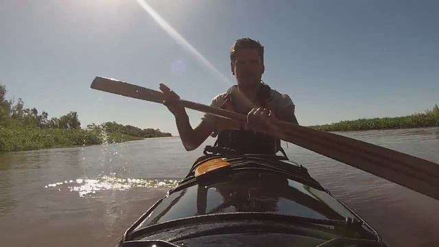 Kayak Storm Roll смотреть онлайн