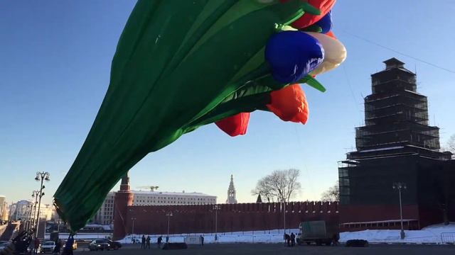 8 Марта Москва 2018 Красная площадь ГУМ смотреть онлайн