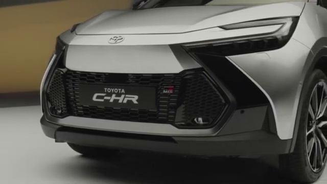 2023 Toyota C-HR PHEV смотреть онлайн