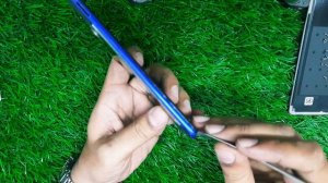 Realme 3 Pro Disassembly / Battery Remove