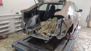 4 раза крашеная с завода. Ремонт после удара в зад Шкода Рапид.