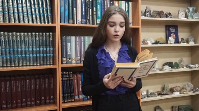 Страна читающая – Марина Савенко читает произведение «Лебедь» Ф. И. Тютчева смотреть онлайн