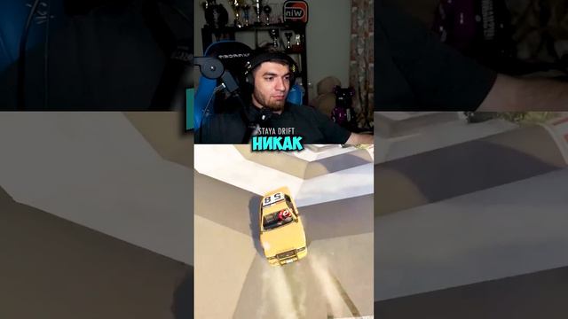 БАРАШКА ЗАШЛА !😂😂 #ravshan #стример #знакомства #shorts смотреть онлайн