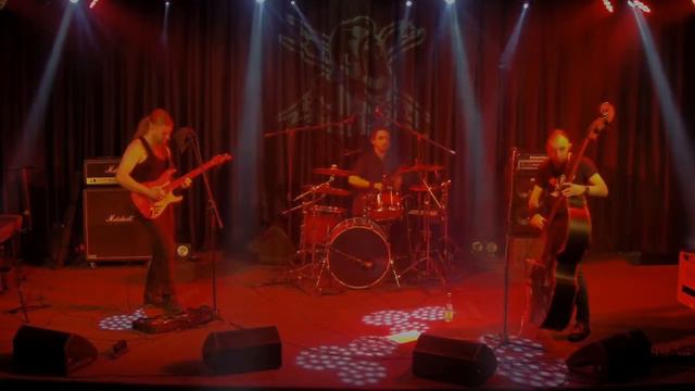 HOBOT&Co - Суровый Крым смотреть онлайн