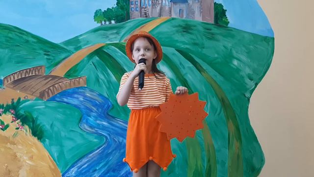 Оранжевая песенка. Олеся Шарова, 7 лет смотреть онлайн