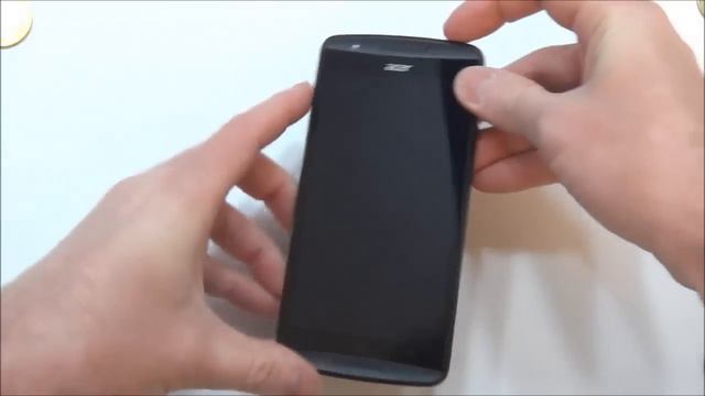 Acer Liquid E700 - распаковка, предварительный обзор смотреть онлайн