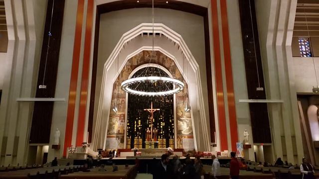 Organ practice at St. Joseph's Oratory, Montreal смотреть онлайн