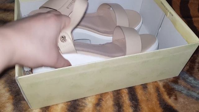 Одежда из магазина Zoola,обувь из Karri,косметика из Чудодея. смотреть онлайн