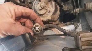 Не отключается вентилятор радиатора Corolla 100,решение проблемы за 2 минуты