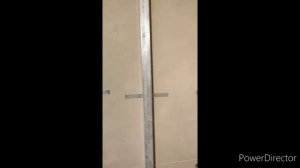 Установка профилей на стену под гипсокартон.