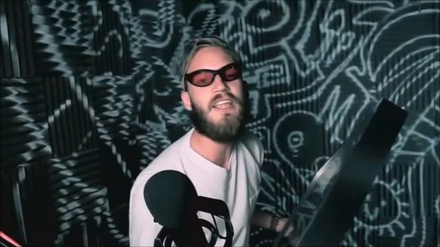 -PewDiePie- - АНБОКСИНГ БРИЛЛИАНТОВОЙ КНОПКИ! {Русская Озвучка} смотреть онлайн