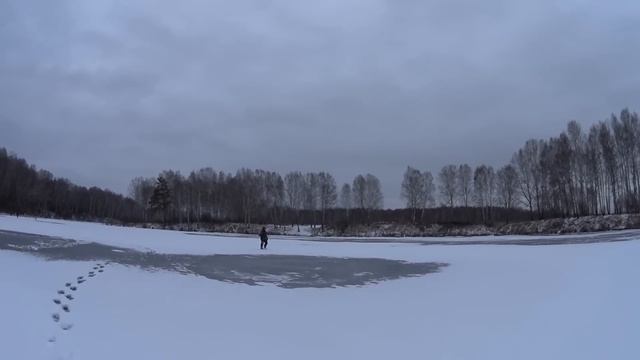 Рыбалка по первому льду в Глубоком. Открываю сезон окунем)))12.11.22г. смотреть онлайн
