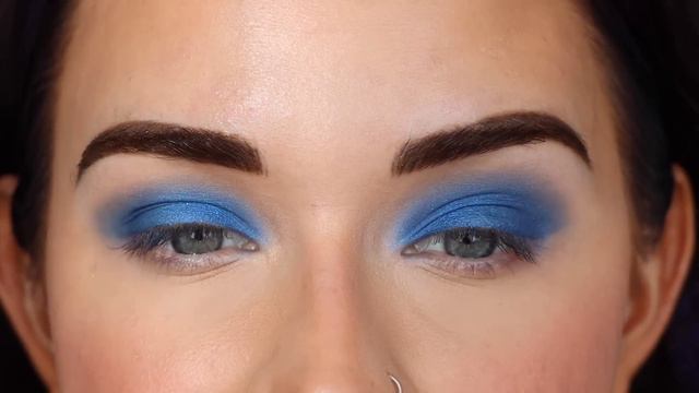 e.l.f Cookies N' Dreams Collection | Blue Eyeshadow Tutorial смотреть онлайн