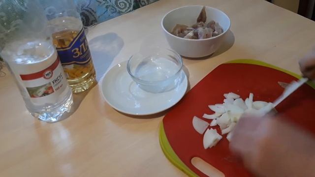 СЕЛЬДЬ С ЛУКОМ