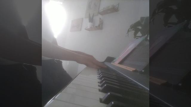 freaks piano cover смотреть онлайн