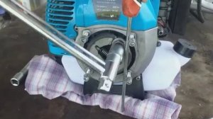 Замена сцепления на бензокосе.