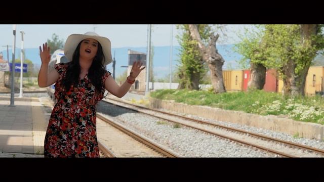 Ümmü Erbil - Aşkımıza Gölge Düştü ( Sen Ayrı Trende Ben Ayrı Garda )S смотреть онлайн