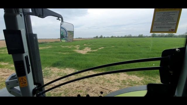 Irrigating Barley With Claas Axion 800 & Bauer Rainstar Irrigator