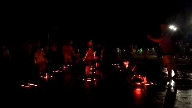 У памятника Екатерины II - вечером. смотреть онлайн