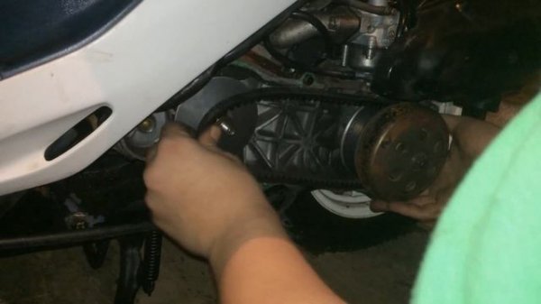 Ставим вариатор Malossi Honda Dio 27