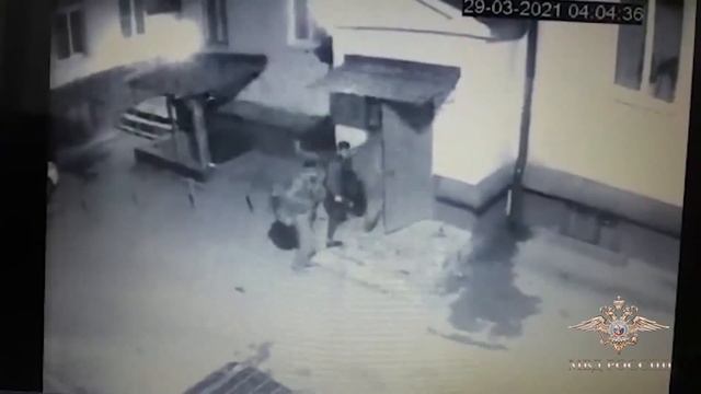 В Волгограде ограбили ювелирный салон смотреть онлайн