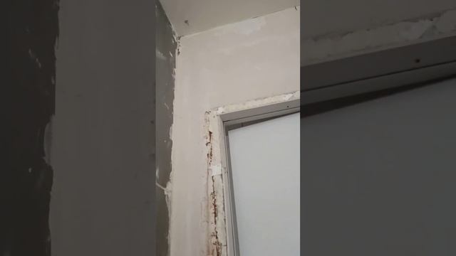 проверяем плоскость стены лазером смотреть онлайн