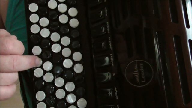 НА УЛИЦЕ ТИШИНА Разбор на баяне (COVER) смотреть онлайн