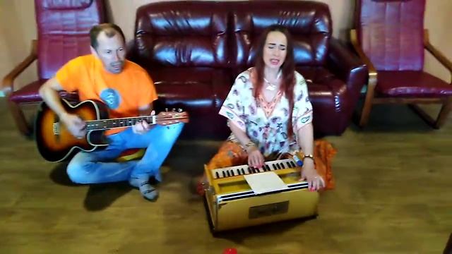 Мантра- Пусть все существа во всех мирах будут счастливы! смотреть онлайн