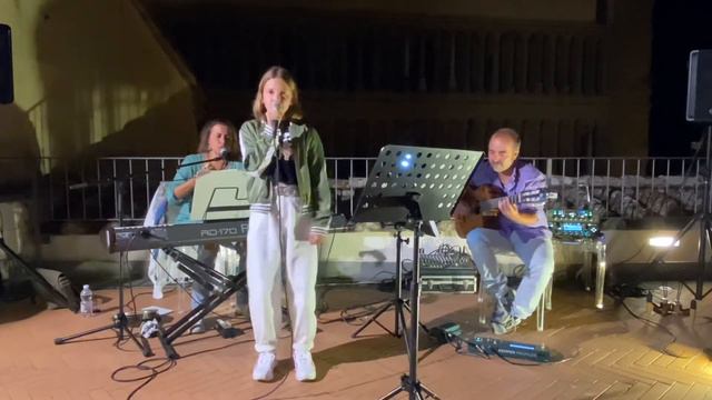 Elizaveta Trofimova "Se todos fossem iguaias a voce" смотреть онлайн