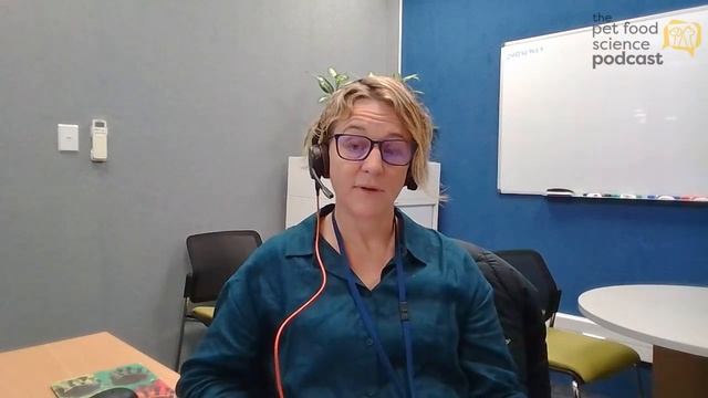#21 - The Microbiome's Role in Pet Nutrition and Health - Dr. Emma Bermingham смотреть онлайн