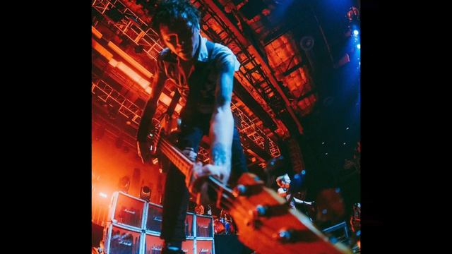 Sum 41 - Pieces ( No Guitar ) Backing Track смотреть онлайн