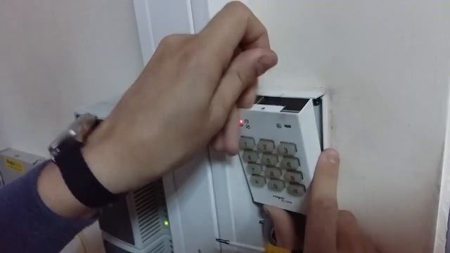 Храните деньги под подушкой! смотреть онлайн
