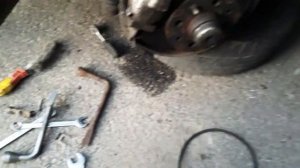 Клинит переднее колесо передний супорт ВАЗ класика. Причини и их устранения. #клиняттормоза #ВАЗ