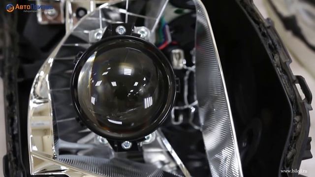 ВидеоSubaru Forester: Установка светодиодных линз в рефлекторную оптику смотреть онлайн