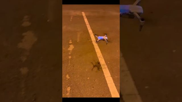 Дешевый квадрокоптер е99 смотреть онлайн