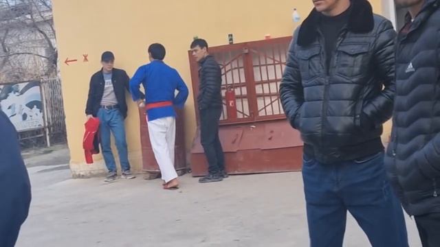 ZOHID POLVON SHERALI JÙRAEV VA HAMMA OĢIR VAZNDAGI POLVONLAR KELISHGAN 27.02.2022 смотреть онлайн