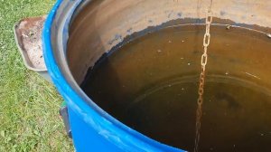 Увидела у соседа и ахнула! Гениальный водосток своими руками