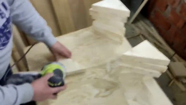 Песочница с крышкой из ламинированной фанеры