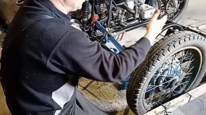 Регулируем развал схождение на Урале.