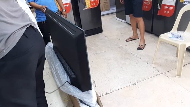 Unboxing our Skyworth 65" 4K UHD Android Tv смотреть онлайн