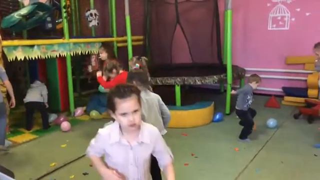 Лопаем шары смотреть онлайн