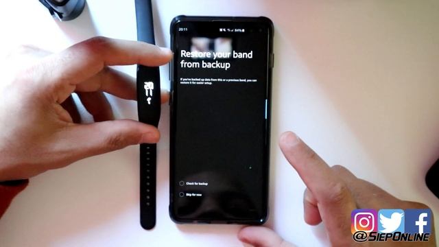 Initial Setup Samsung Galaxy Fit e SM-R375 |SIEPONLINE| смотреть онлайн