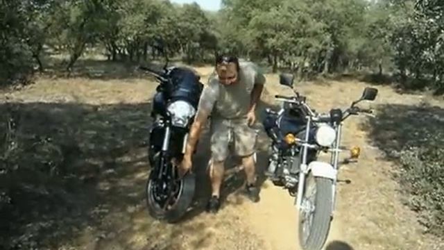 Kawasaki versys Suzuki van van смотреть онлайн