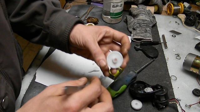 Ремонт робота пылесоса DEEBOT DM81 смотреть онлайн