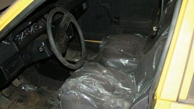 Массовая находка законсервированных «Москвичей» смотреть онлайн