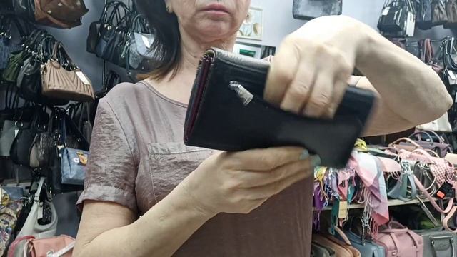 КОШЕЛЕК ? НАТУРАЛЬНАЯ КОЖА ? МНОГО ЧЕГО МОЖНО ПОЛОЖИТЬ ? И ДЕНЬГИ ВСЕГДА БУДУТ#КУПИТЬ КУПИТЬ смотреть онлайн