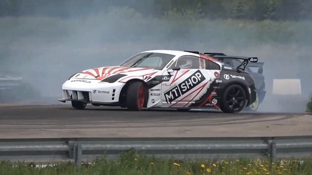 Nissan 350Z Drift