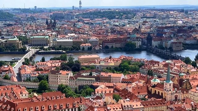 ПРАГА. ЛУЧШИЕ СМОТРОВЫЕ ПЛОЩАДКИ. Башня Собора Святого Вита смотреть онлайн